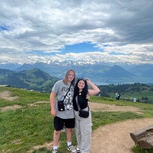 Meet your Posher, Cameron